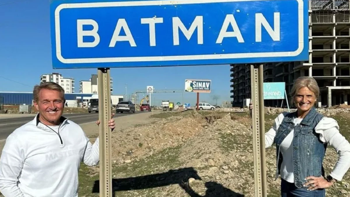ABD Büyükelçisi'nden 'Batman' esprisi: Hala Gohtam'ı arıyoruz
