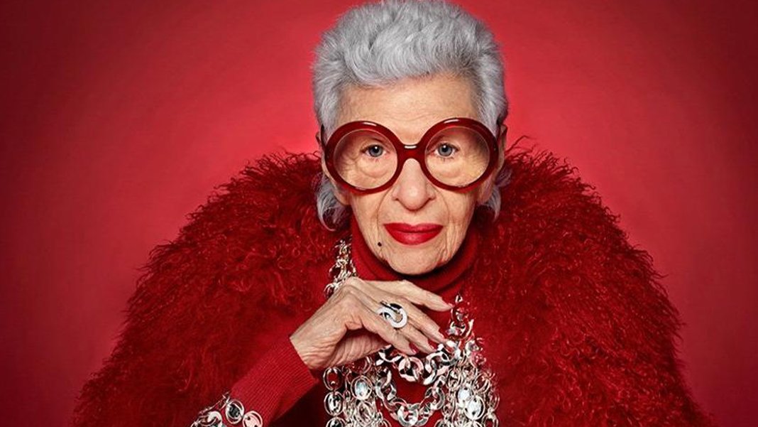 ABD'li moda ikonu Iris Apfel hayatını kaybetti