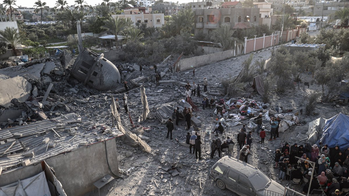 Yardım bekleyen Gazzelilere düzenlenen saldırıda can kaybı arttı