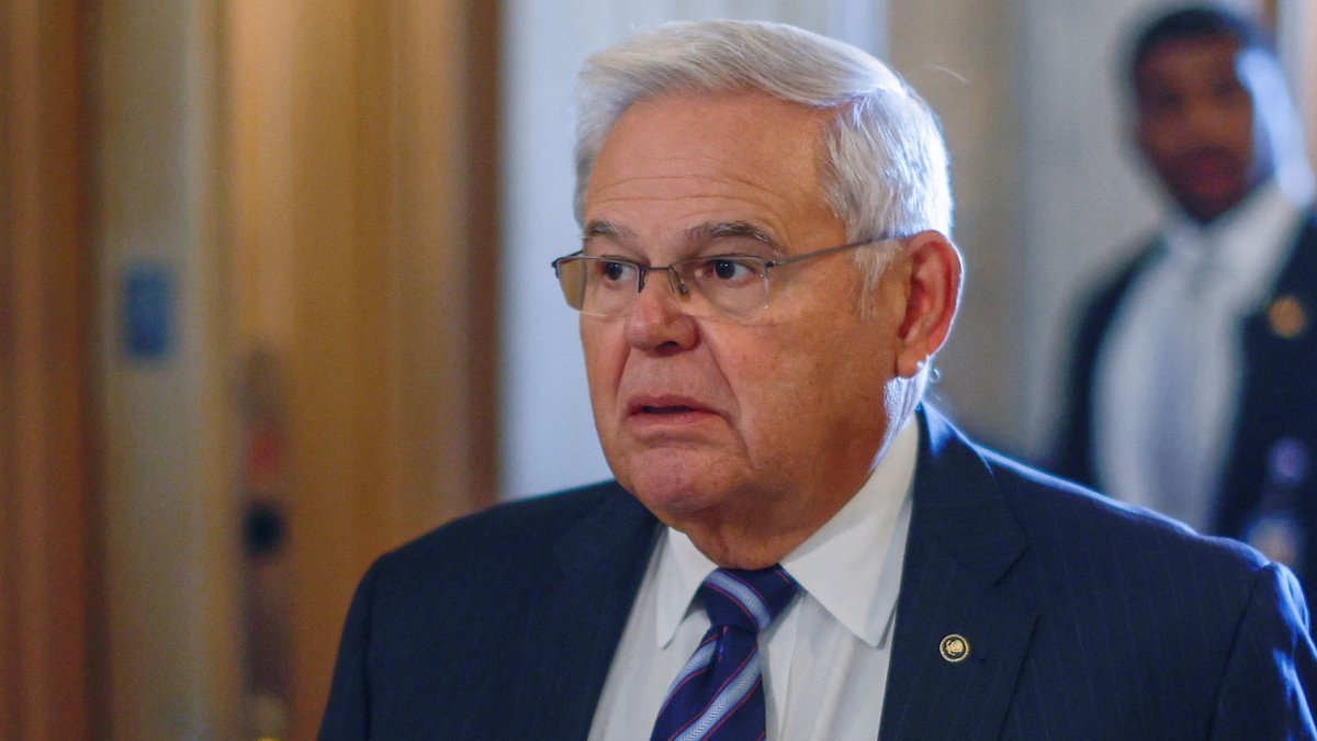 Menendez'in rüşvet davasında kritik aşama: İlk suç itirafı mahkeme kayıtlarında