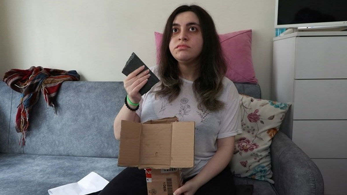 Dolandırıcıların kurbanı bu kez engelli genç oldu: 20 bin liralık tabletin kutusundan taş çıktı