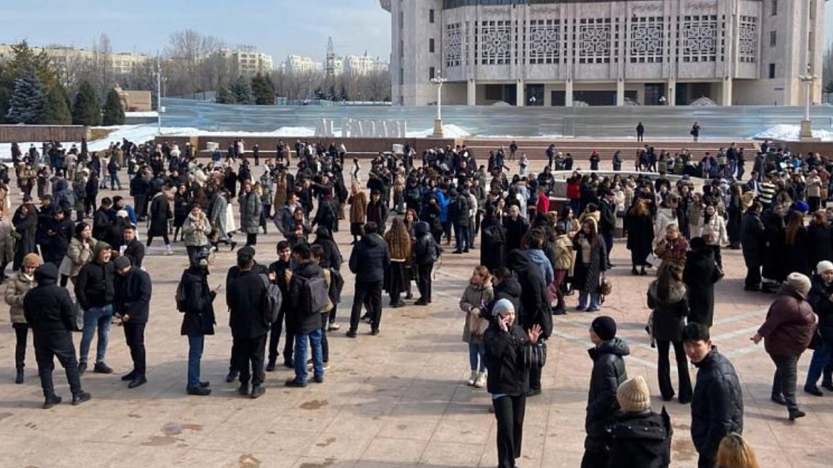 Kazakistan’da 6,1 büyüklüğünde deprem