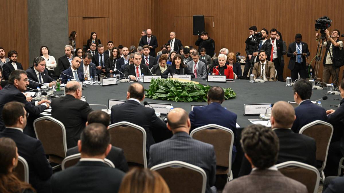 Hepsiburada Yönetim Kurulu Başkanı Hanzade Doğan, ADF'de konuştu