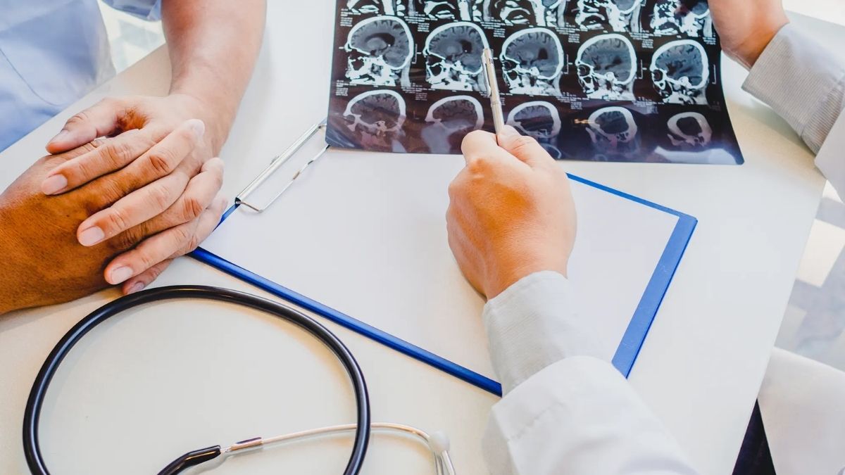 Her yıl 20 milyondan fazla kişi bunu yaşıyor! Özellikle o yaştakilere uyarılar yapıldı: Uzman isim tek tek açıkladı