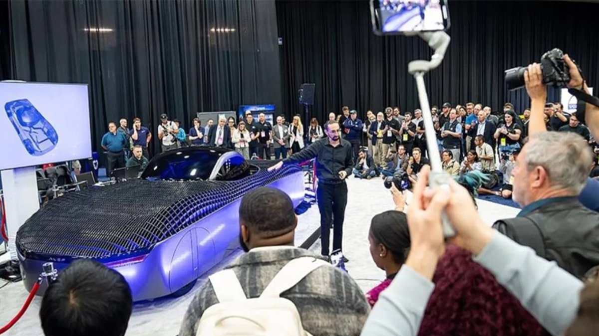 Herkesin hayali gerçek oluyor! Uçan otomobillerin fiyatı ve üretim tarihi belli oldu