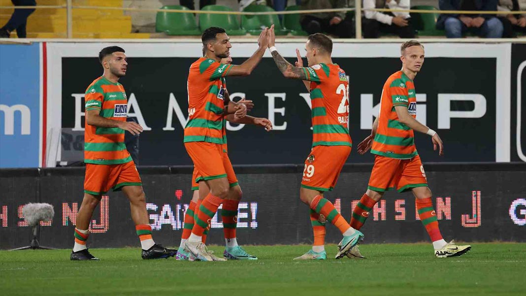 Trabzonspor, Alanyaspor'a farklı kaybetti