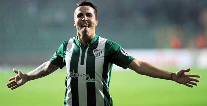 Josue Porto'dan Fenerbahçe'ye geliyor