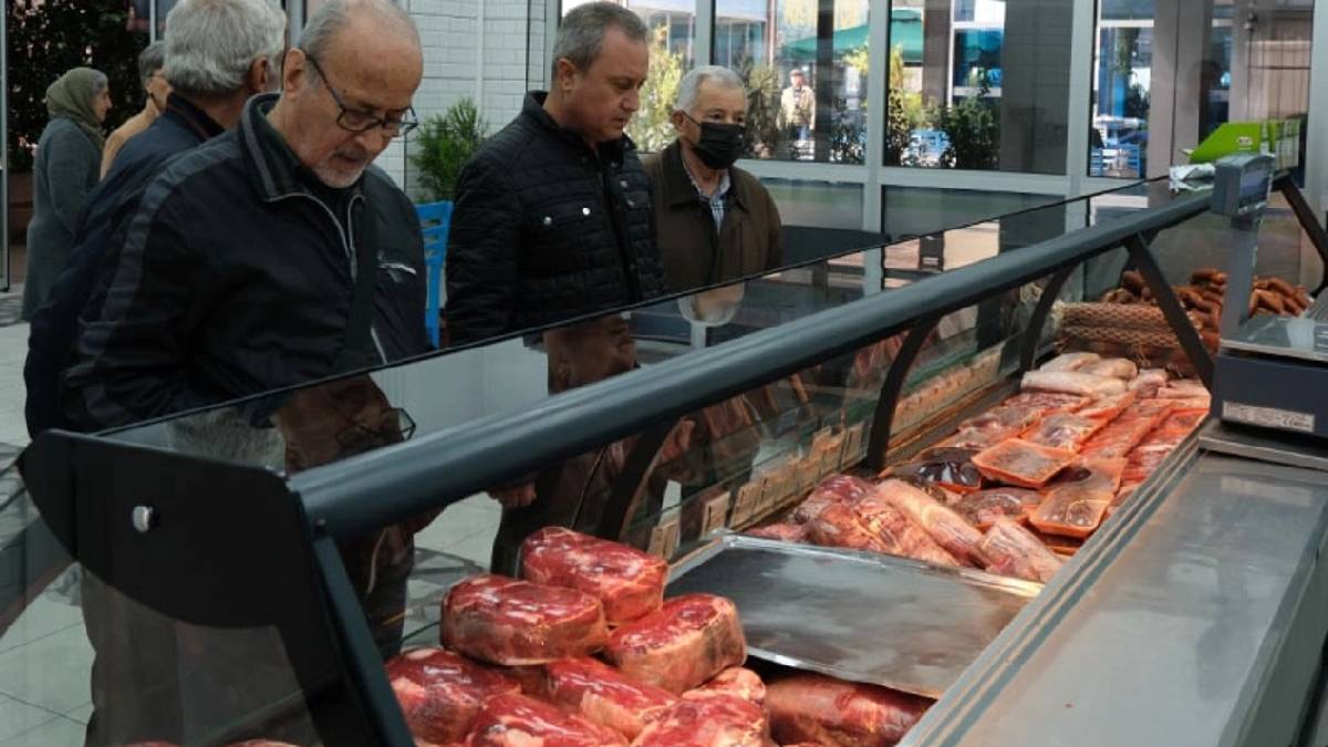 Emeklilere %20 et indirimi! Kampanyayı duyan emekliler oraya akın etti: ‘2 senedir ilk kez et alıyorum’