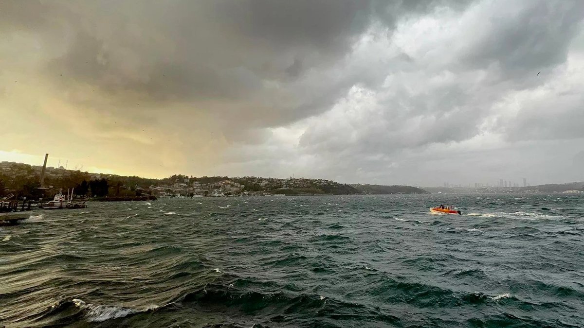 İstanbul'u tamamen sardı! İstanbullular yarın sokağa çıkarken dikkat: İşte ilçe ilçe hava durumu