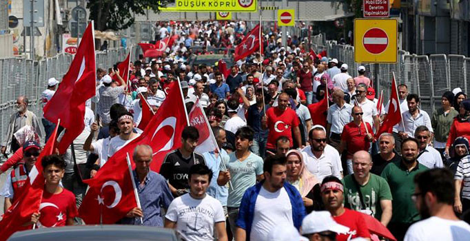 Yenikapı'da düzenlenen Demokrasi ve Şehitler Mitingi'nde son durum
