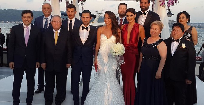 Fenerbahçeli futbolcu Hasan Ali Kaldırım dünyaevine girdi