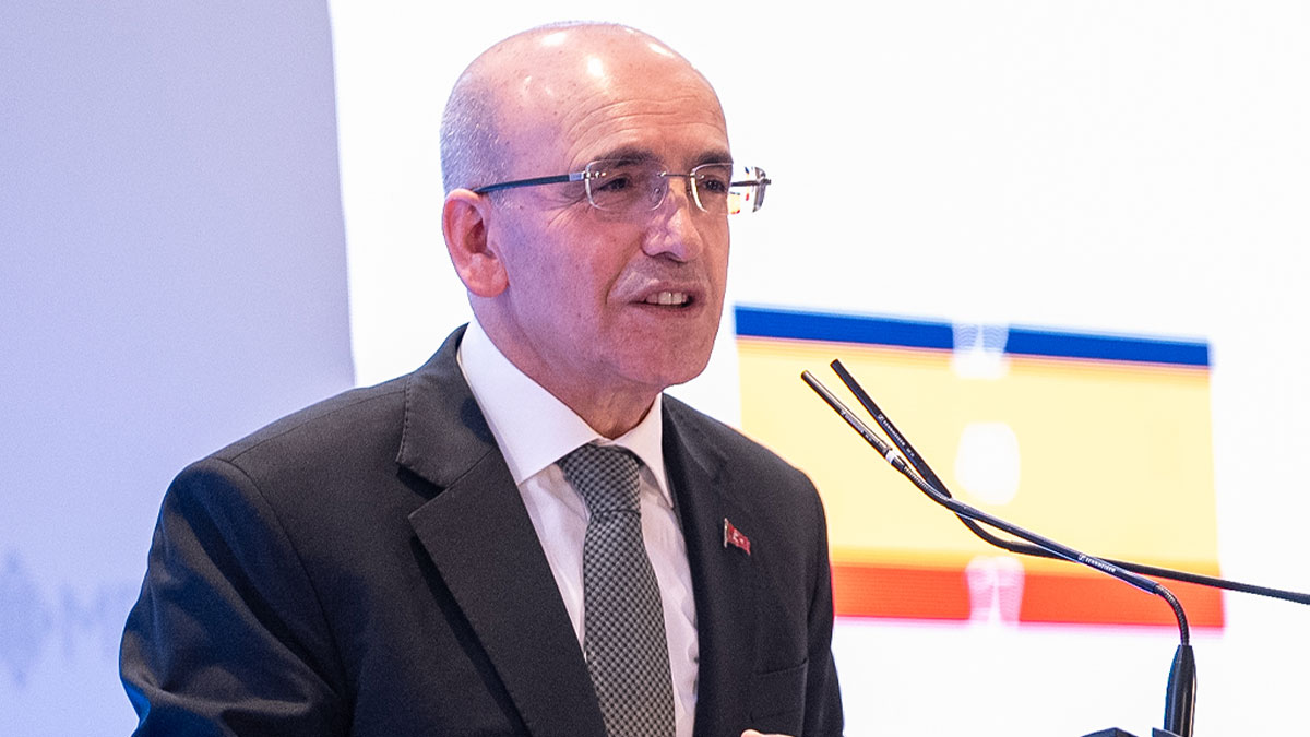 Bakan Şimşek'ten ekonomi programı değerlendirmesi: Türkiye'de büyüme sorunu yok