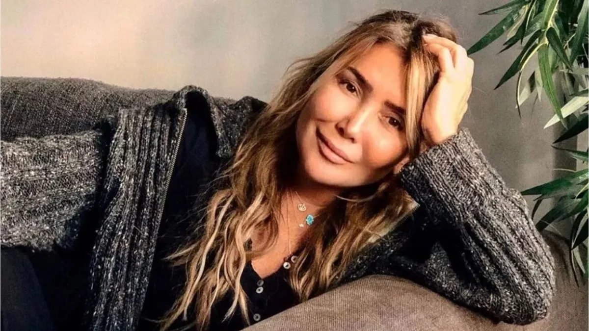 Yonca Evcimik organizatörlerin oyununa geldi! ABD'de konser verecekti