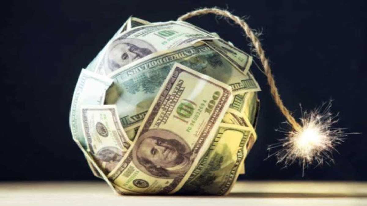 MB’den dolar darbesi! Dolar kılıçlarını çıkardı, döviz bürolarında kuyruklar uzadıkça uzadı! Dolarda son dakika…