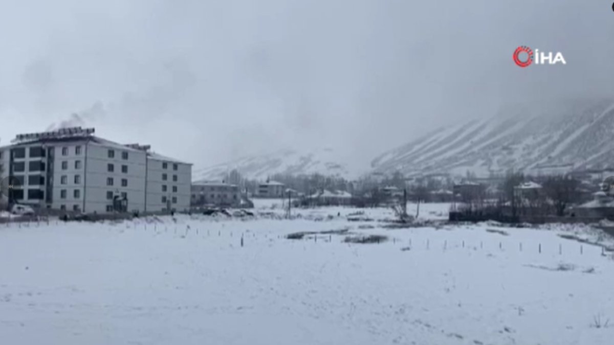 Mart ayı gelmesine rağmen o ilimiz beyaza büründü!