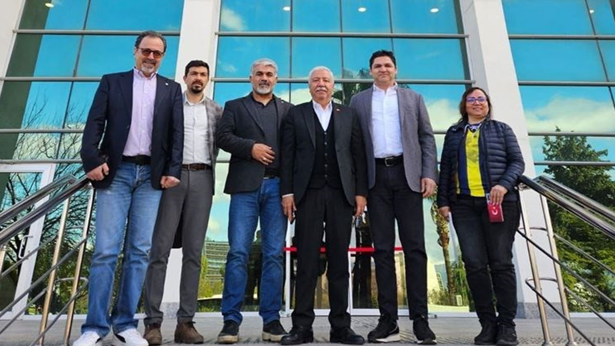 İYİ Parti Muratpaşa Adayı Bucak çekildiğini YSK'ya bildirdi