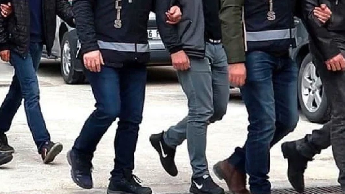 YÖK'ü kandırmışlar: Sahte mezunlara operasyon