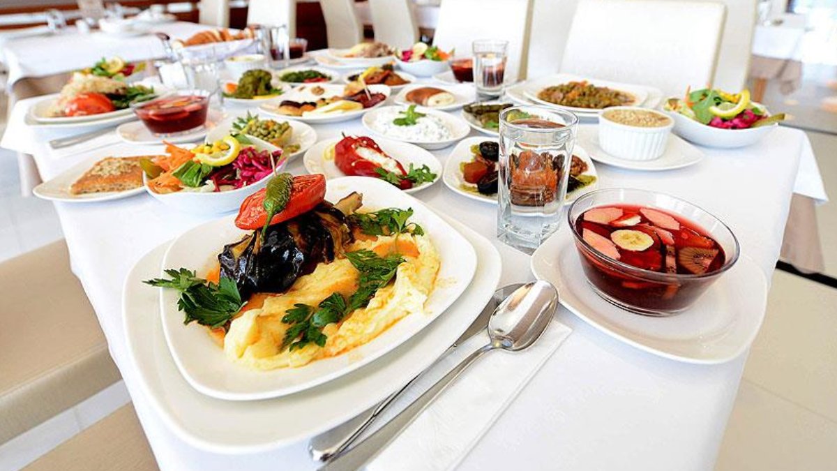 İftar menülerine yüzde 100 zam