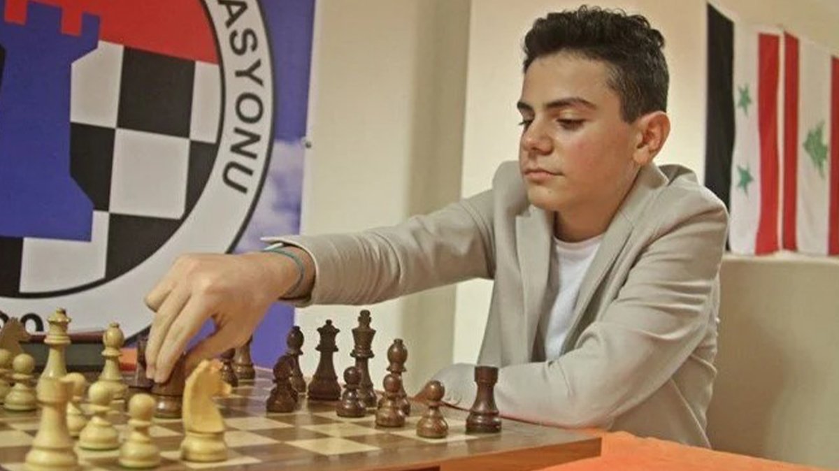 16 yaşındaki Ediz satranç tarihine geçti