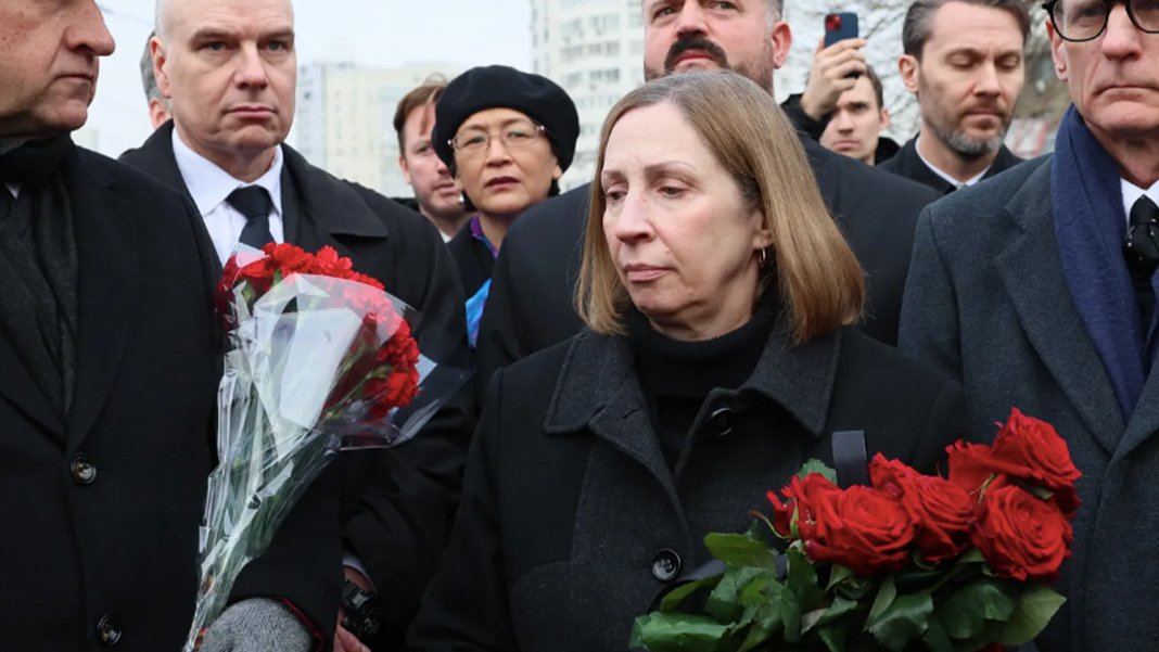 Rusya ABD büyükelçisini çağırdı: Diplomatları sınır dışı etmekle tehdit etti