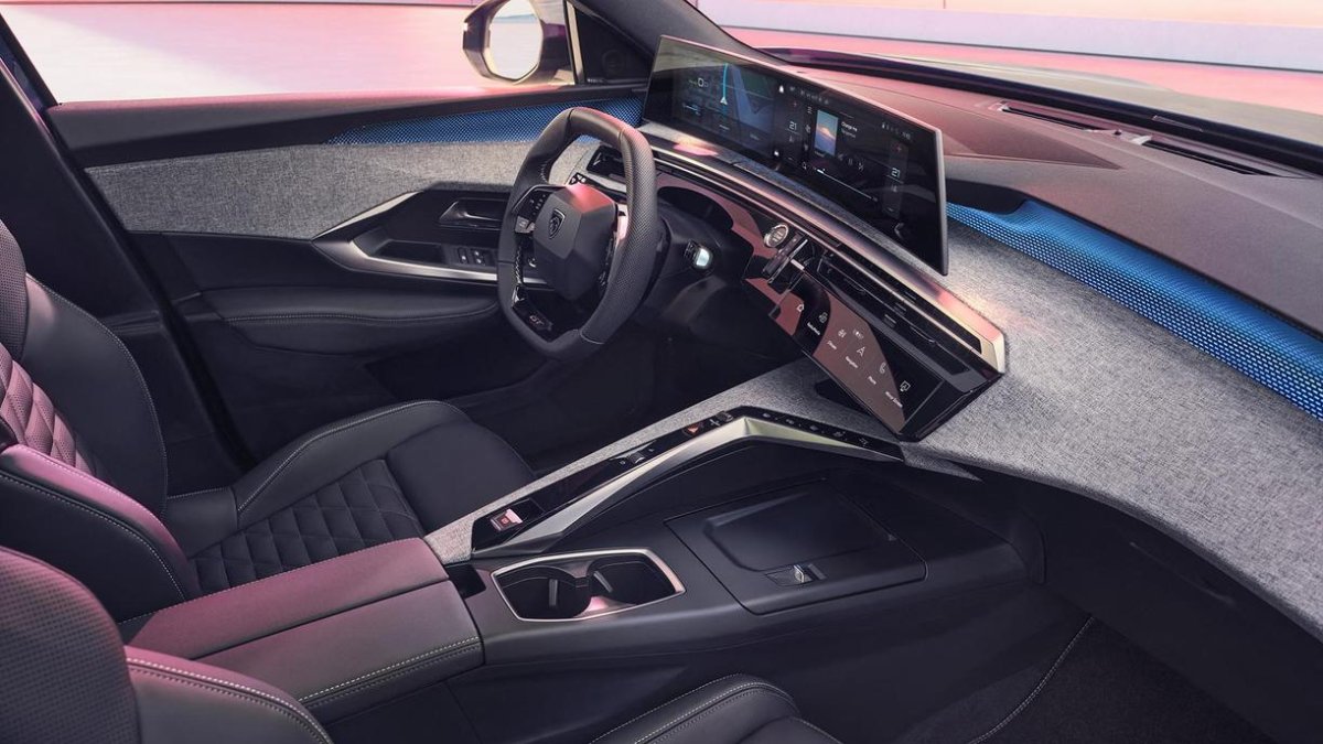 Merakla bekleniyordu! Peugeot'un yeni harikası 3008, Türkiye yollarına hazır