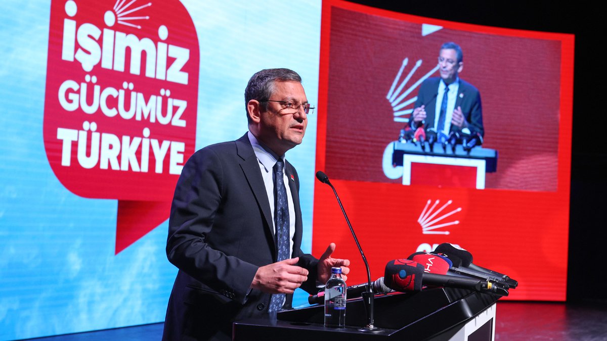 Özel'den iktidara 'Fatih Erbakan' tepkisi: Seçime kendi giriyor diye ip cambazı dediler