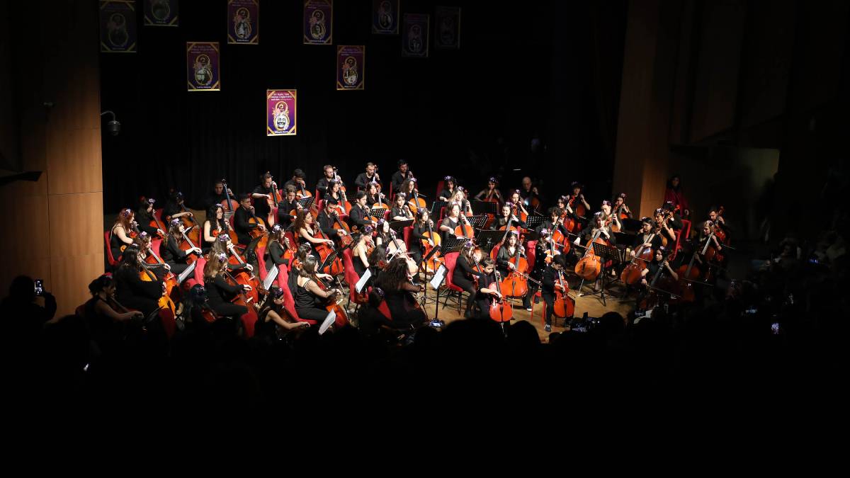 8 Mart’a özel Çello Orkestrası konseri