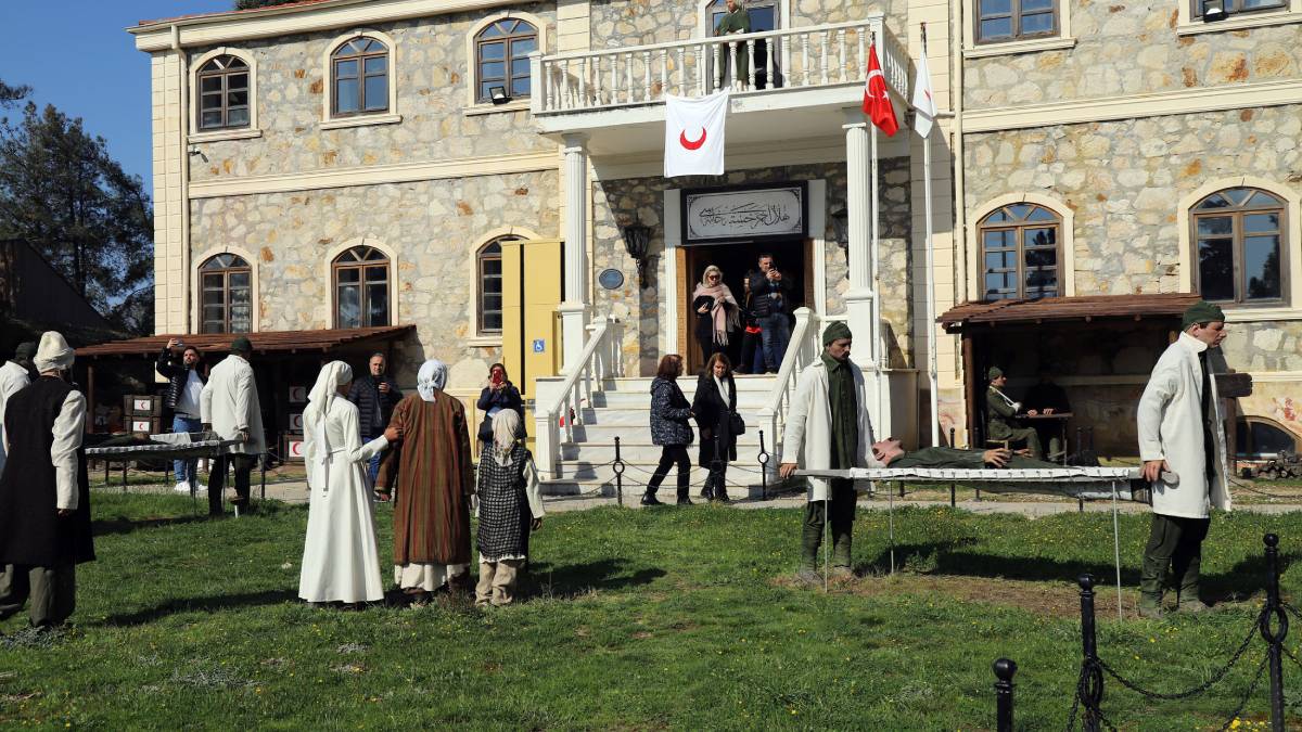 Muğla’lı kadınlar Çanakkale gezisinde duygulandı