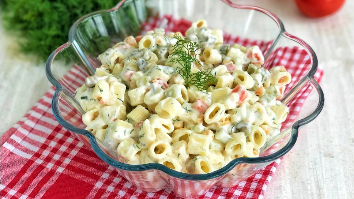 Makarna Salatası Nasıl Yapılır?