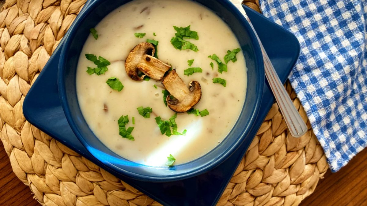 Mantar Çorbası Tarifi: Lezzetli ve Pratik Bir Çorba