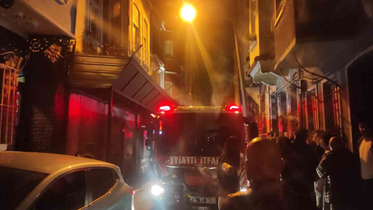 Beyoğlu'ndaki yangın can aldı