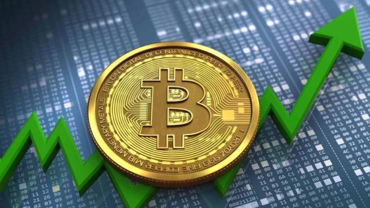 Bıtcoın rekor tazeledi! 71 bin doları aştı