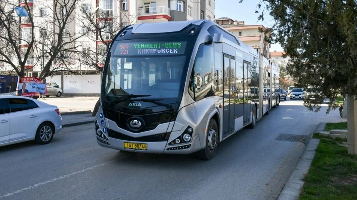 Ankara'da metrobüs dönemi başlıyor