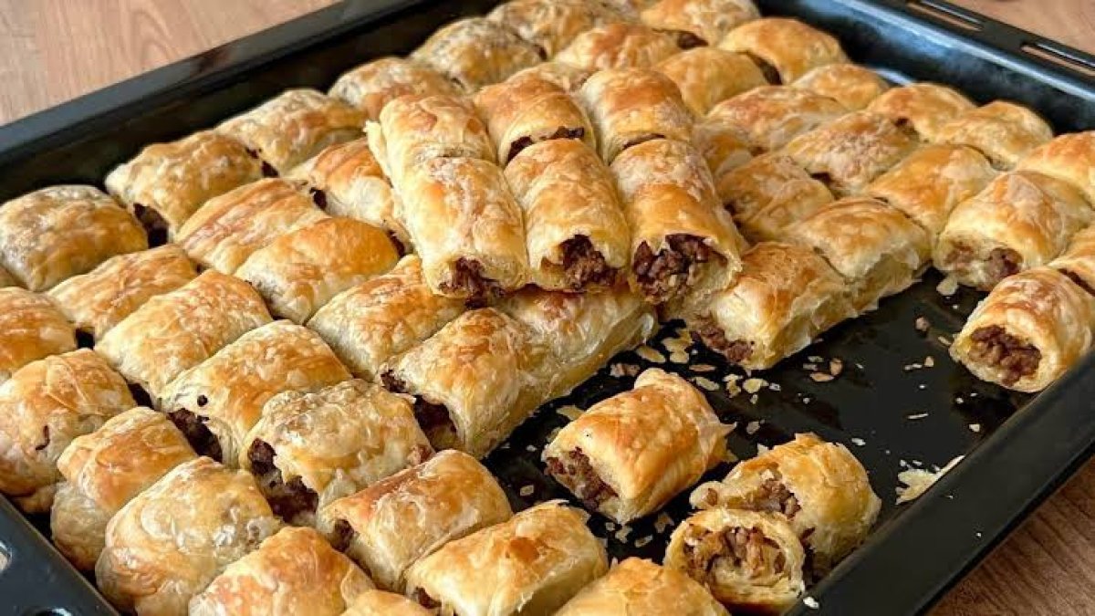 Gram dağılmayan çıtır çıtır börek! 55 yıllık ustanın enfes tarifi