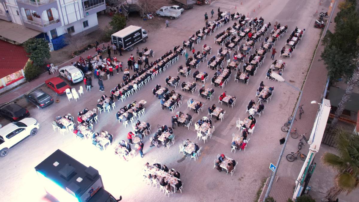 Başkan Köleoğlu 41 mahallede iftar düzenleyecek