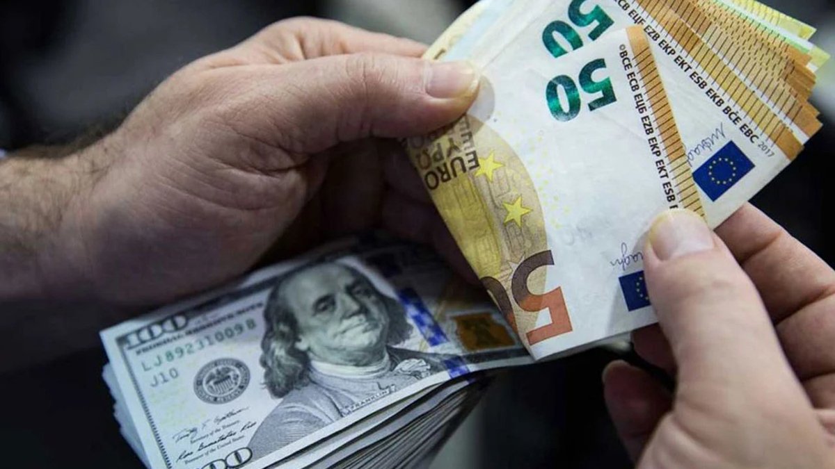 Dolar ve euro zirveye demir attı! Piyasalar durulmuyor