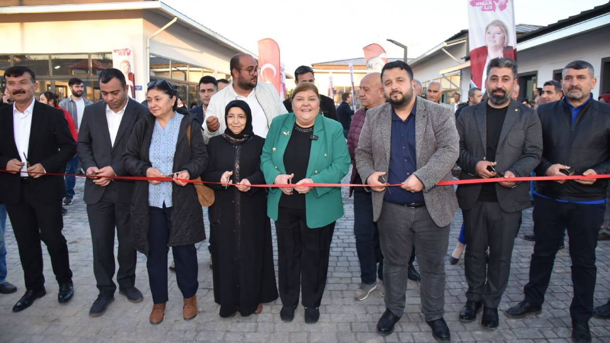 Hülya Erdem’le Ceyhan’da çifte açılış