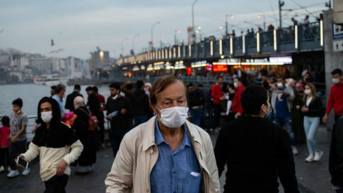 Koronavirüs döneminin sembol isimlerindendi: Sessiz sedasız mesleği bıraktı! En çok uyarı yapanlardan biriydi