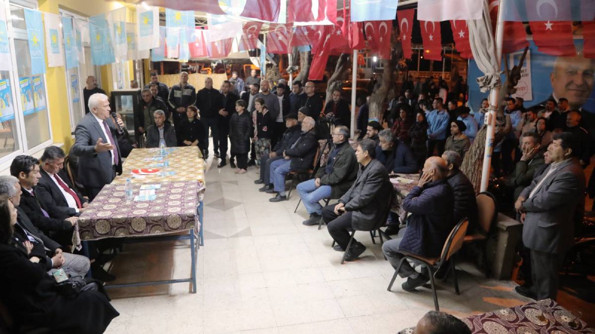 Başkan Atay her akşam başka bir mahallede iftar yapıyor