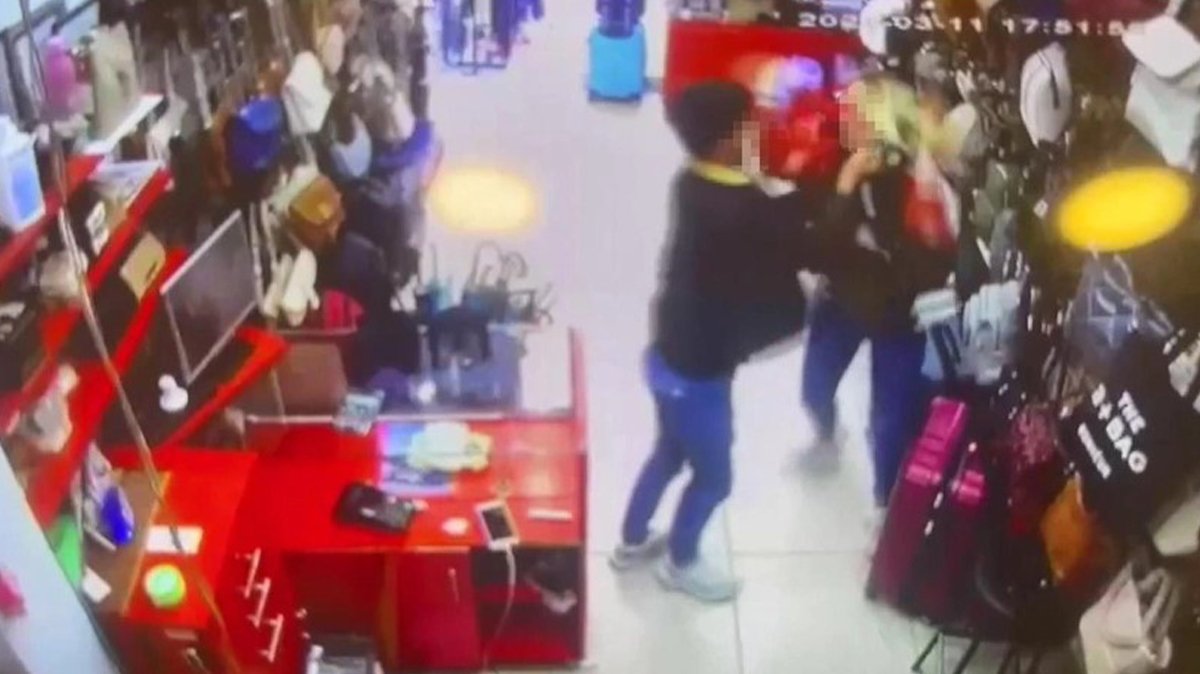 Genç kadını öldüresiye dövdü! 'Çanta kadar değerim yokmuş'