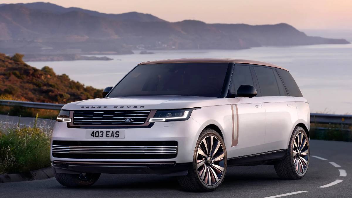 Range Rover Velar, Evouqe, Discovery… Rakamlar yeniden belirlendi! İşte Mart ayı fiyat listesi