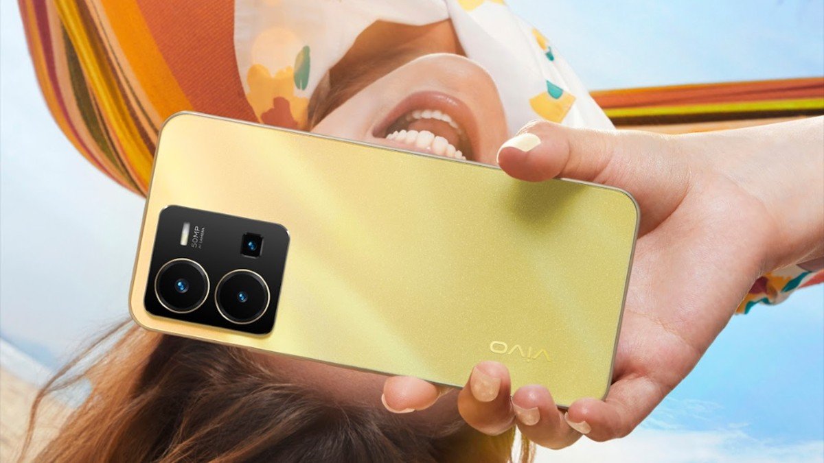 Vivo V30 resmen Türkiye'de! Satış fiyatı açıklandı: İşte fiyatı ve özellikleri