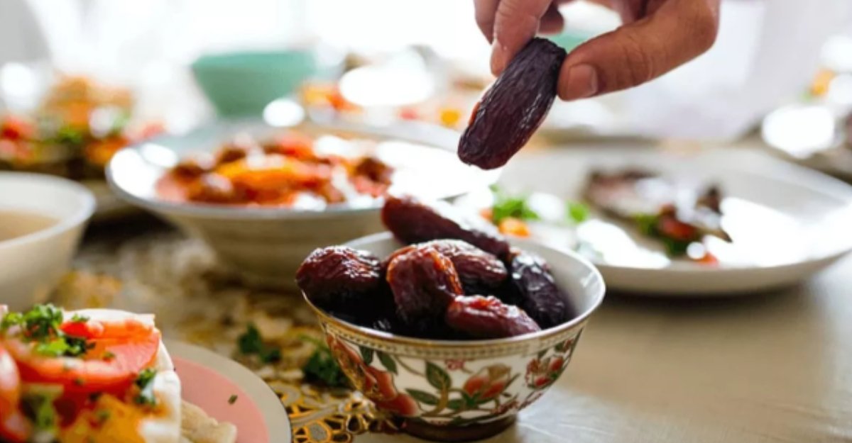 Oruç tuttuğunuzda vücudunuzda neler olur?: İşte adım adım vücuttaki değişimler