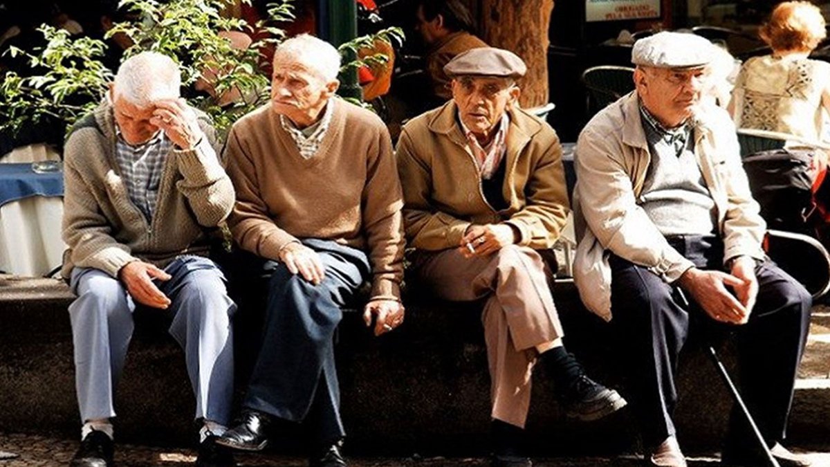 Türkiye'nin yaşlı profili belli oldu: En yaşlı il Sinop, en genç Şırnak