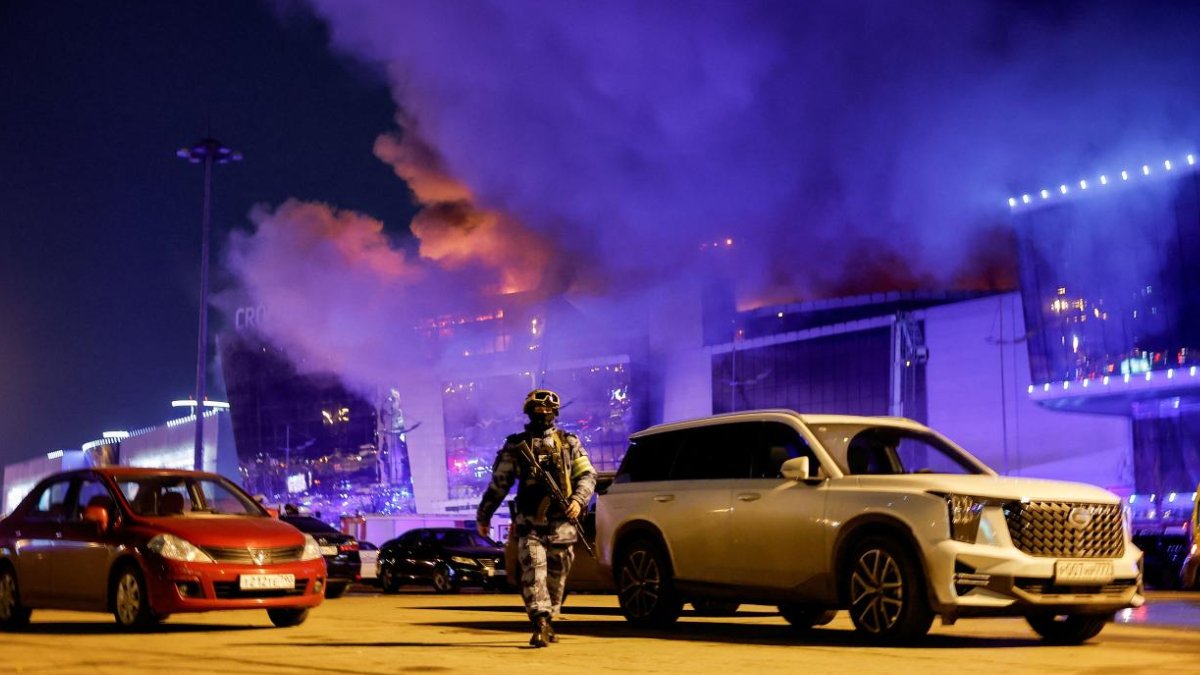 Moskova saldırısının mağdurları anlattı: İzdiham başladı, herkes bağırıyordu, herkes koşuyordu...