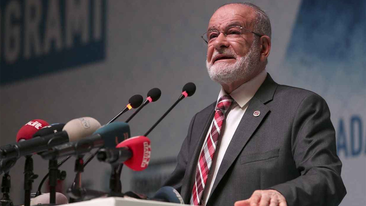 Karamollaoğlu'ndan 'İsrail'le ticareti kes' pankartı açan gençlerin gözaltına alınmasına tepki