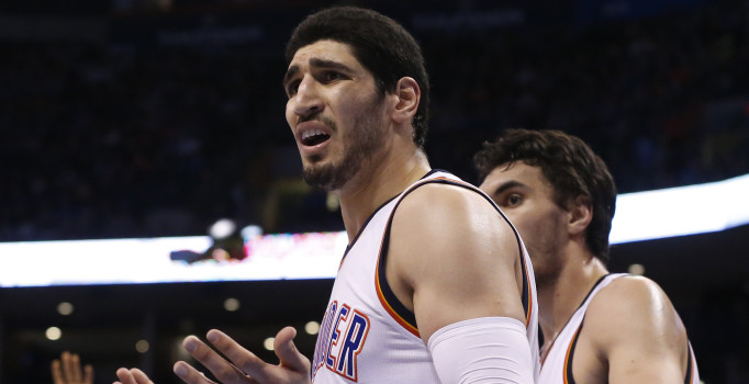 Enes Kanter'i ailesi evlatlıktan reddetti
