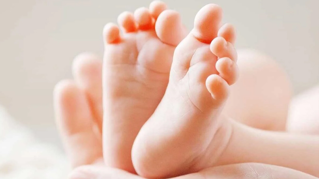 İnternette 100 bin liraya 'satılık bebek' ilanı: Borçlarım var, tek şartım...