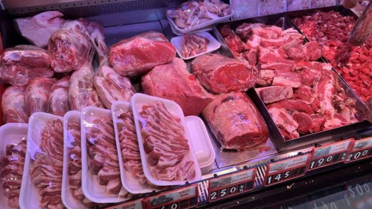 Buzlukta kırmızı ete yer açın! Et ve Süt Kurumu o zincir marketle anlaştı! Böyle indirim görülmedi