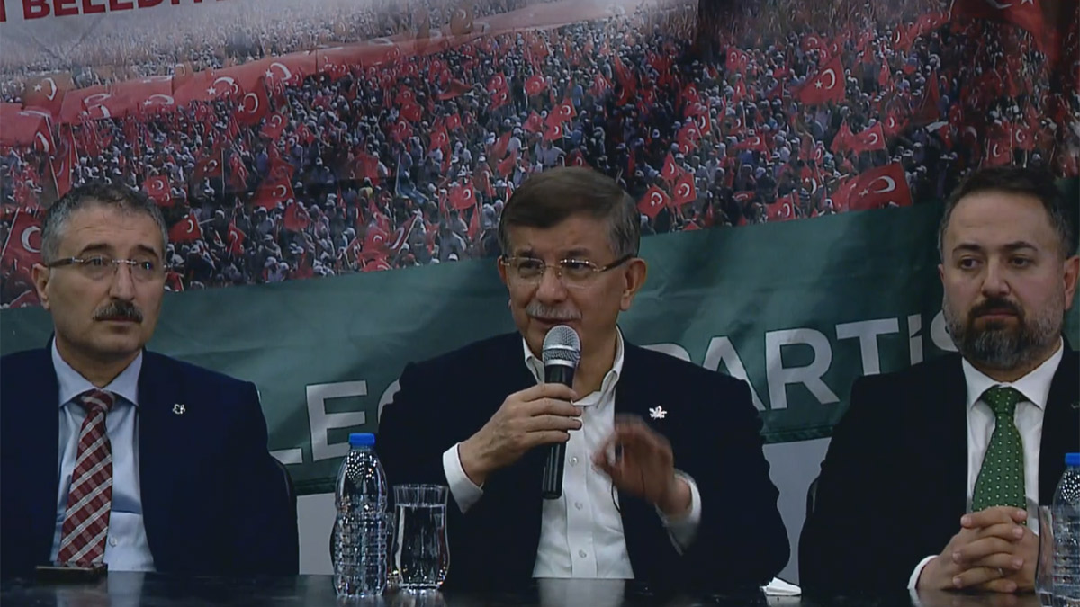 İsrail'le ticarete Davutoğlu'ndan tepki: Dini hassasiyetiniz varsa nasıl İsrail'e barut satarsınız?